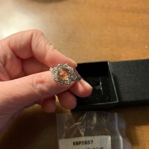 NWOT Bomb Party Ring